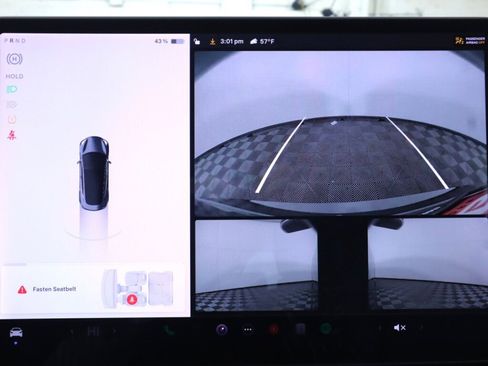 Used 2018 Tesla Model 3 image 17