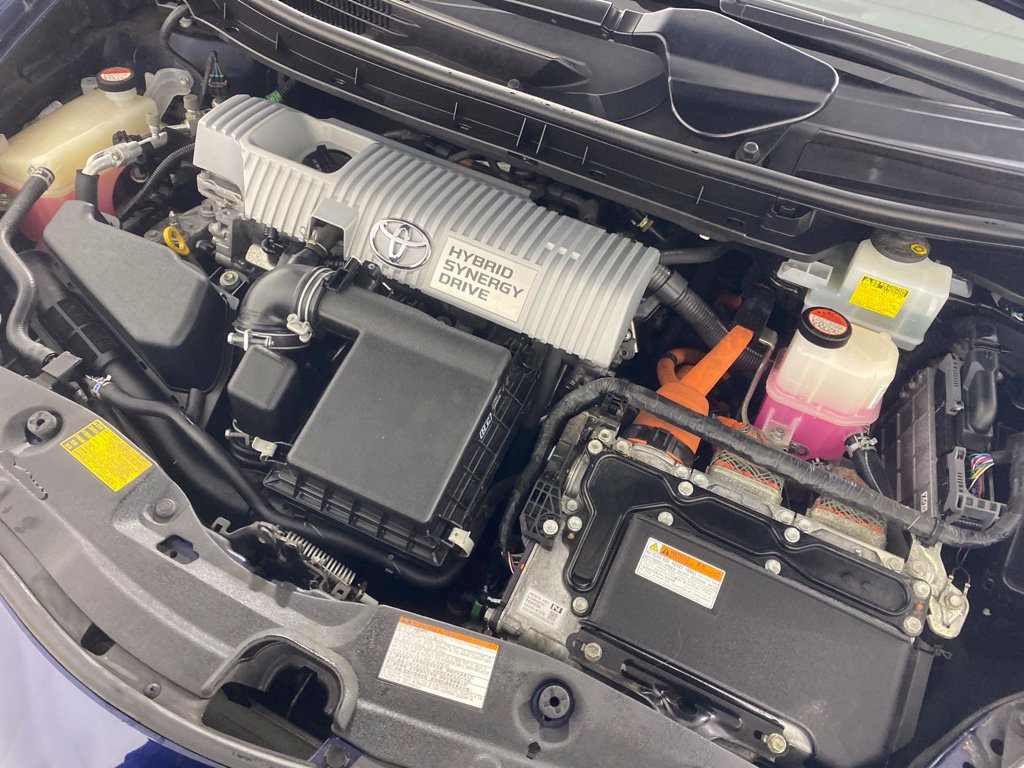 Used 2015 Toyota Prius Two FWD image 35