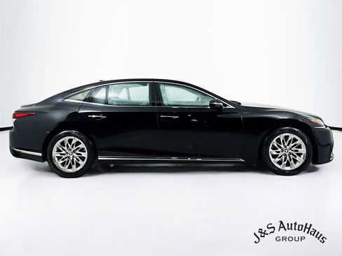 Used 2019 Lexus LS 500 w/ Accessory Package (Z2) image 8