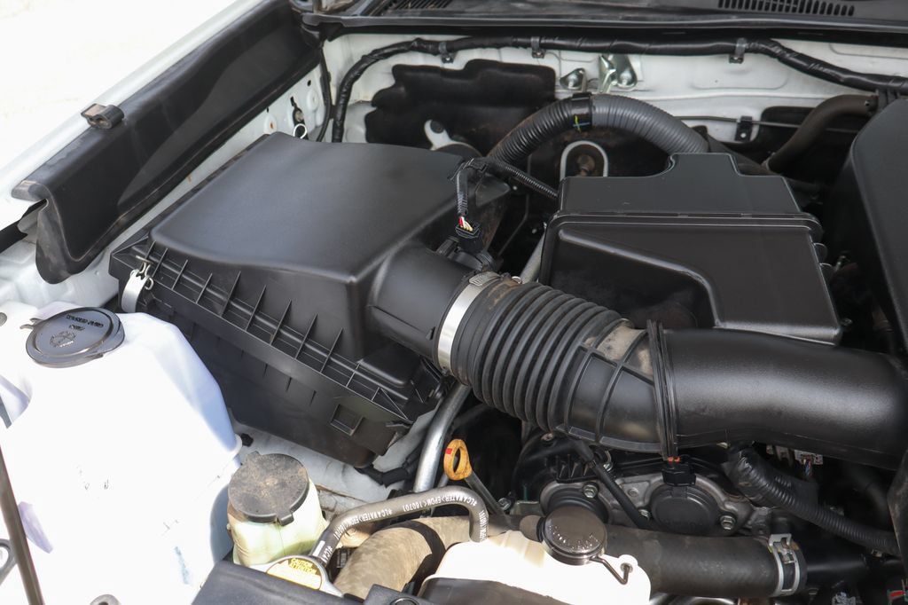 Used 2017 Toyota Tacoma TRD Pro AWD/4WD image 12