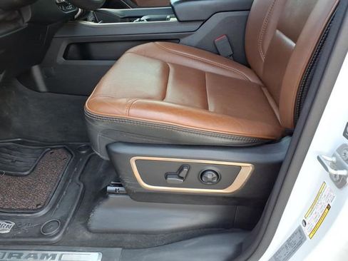 Used 2021 RAM 1500 Limited w/ Off Road Group AWD/4WD image 12