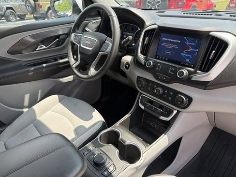 Used 2022 GMC Terrain SLE w/ Driver Convenience Package FWD image 29