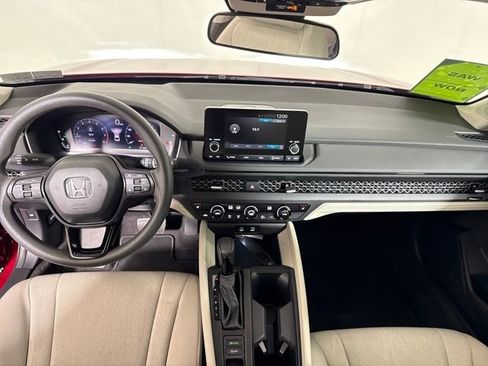 Used 2024 Honda Accord EX image 27