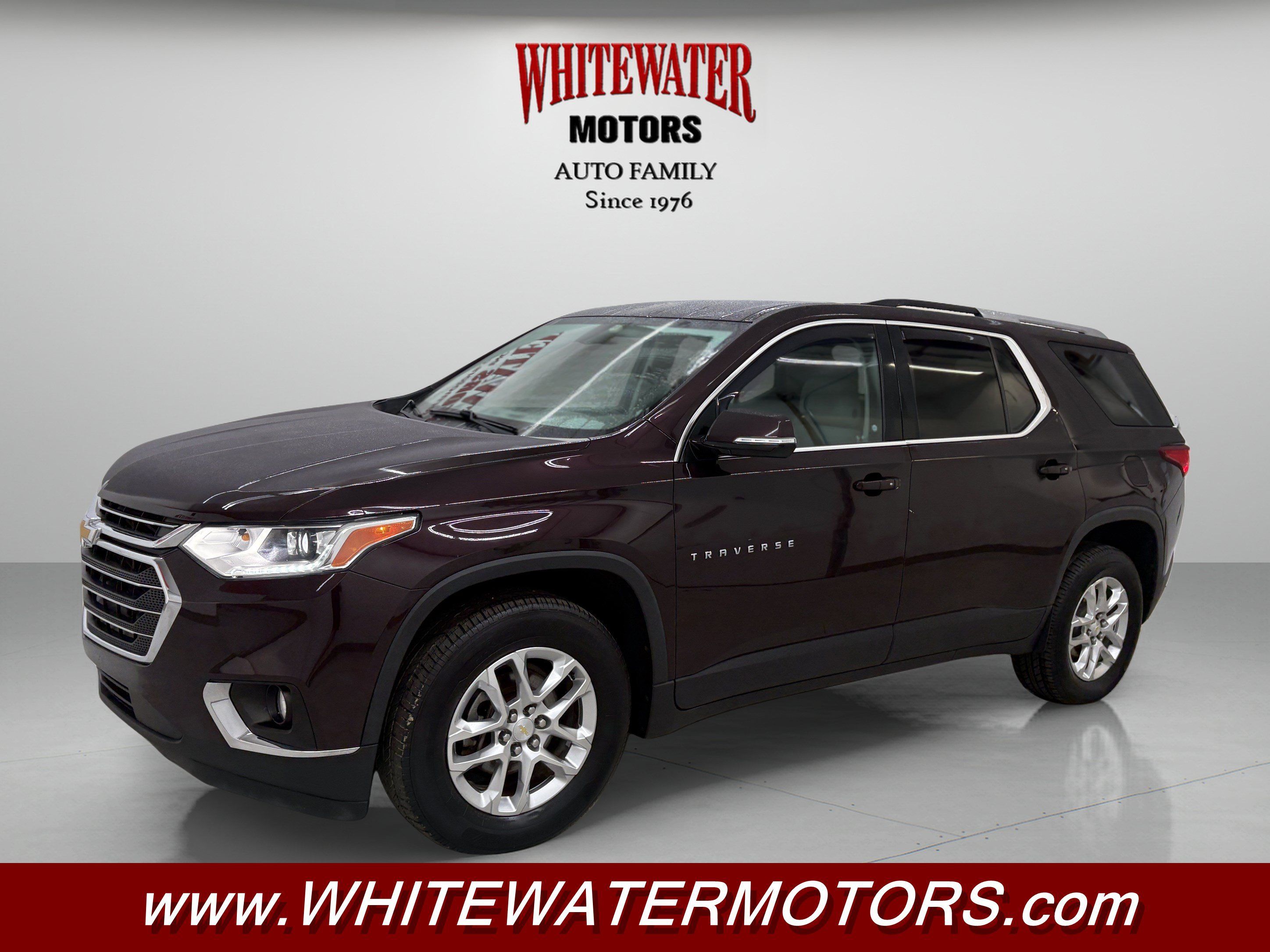 Used 2018 Chevrolet Traverse LT FWD image 1