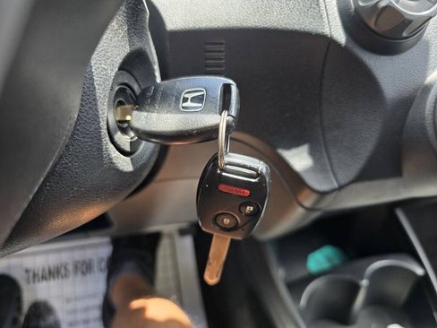 Used 2013 Honda Fit image 19