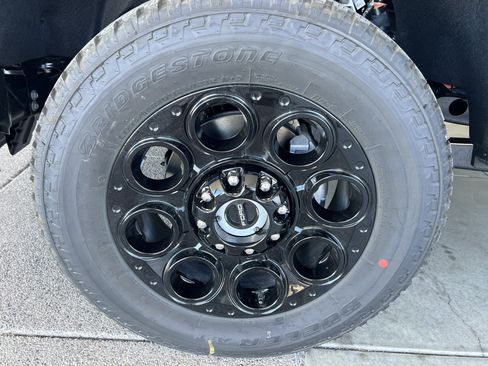 New 2026 Ford F250 Lariat w/ Black Appearance Package image 11