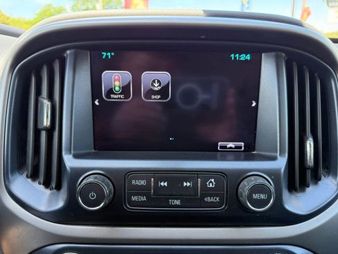 Used 2017 Chevrolet Colorado Z71 AWD/4WD image 23