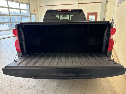 Used 2024 Chevrolet Silverado 1500 LTZ w/ LTZ Premium Package AWD/4WD image 5