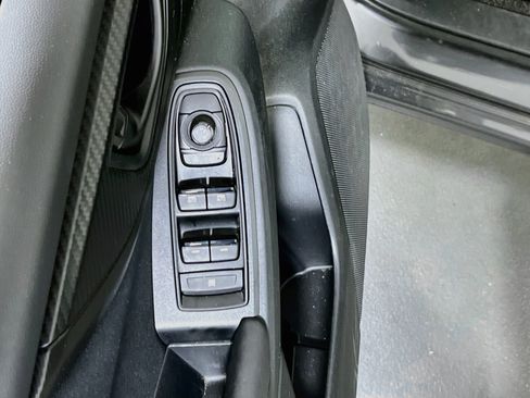 Used 2019 Subaru Impreza 2.0i w/ Eyesight AWD/4WD image 17
