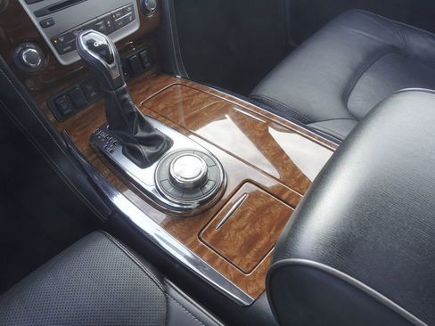 Used 2018 INFINITI QX80 4WD w/ Driver Assistance Package image 14