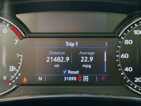 Used 2022 Cadillac XT4 Sport w/ Cold Weather Package image 12