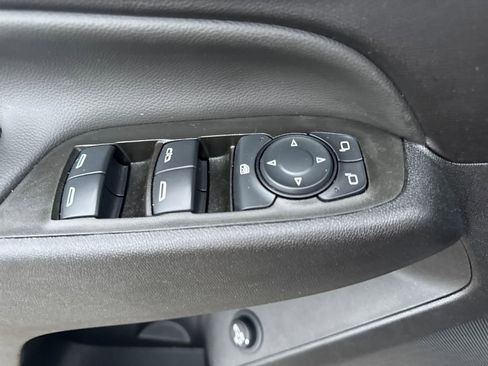 Used 2024 Chevrolet Equinox LT image 22