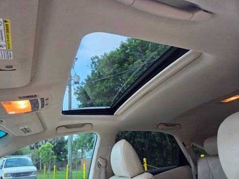 Used 2012 Lexus RX 350 FWD w/ Premium Pkg image 11