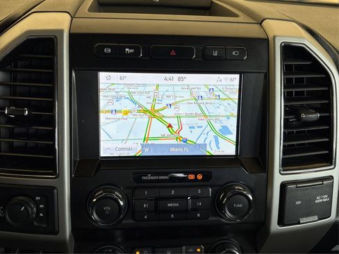 Used 2020 Ford F250 Lariat AWD/4WD image 23