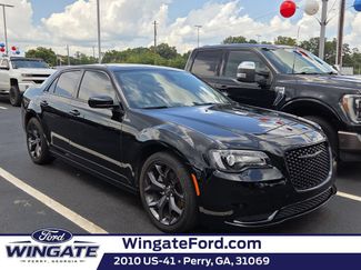 Used 2023 Chrysler 300 Touring w/ Sport Appearance Package RWD video 1