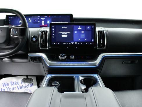 New 2026 Ford Expedition Platinum w/ Stealth Appearance Package image 19