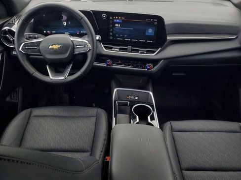 Used 2025 Chevrolet Equinox LT w/ Convenience Package II image 11