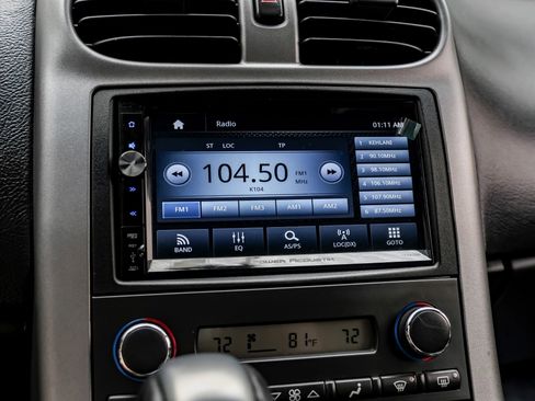 Used 2006 Chevrolet Corvette Coupe image 23