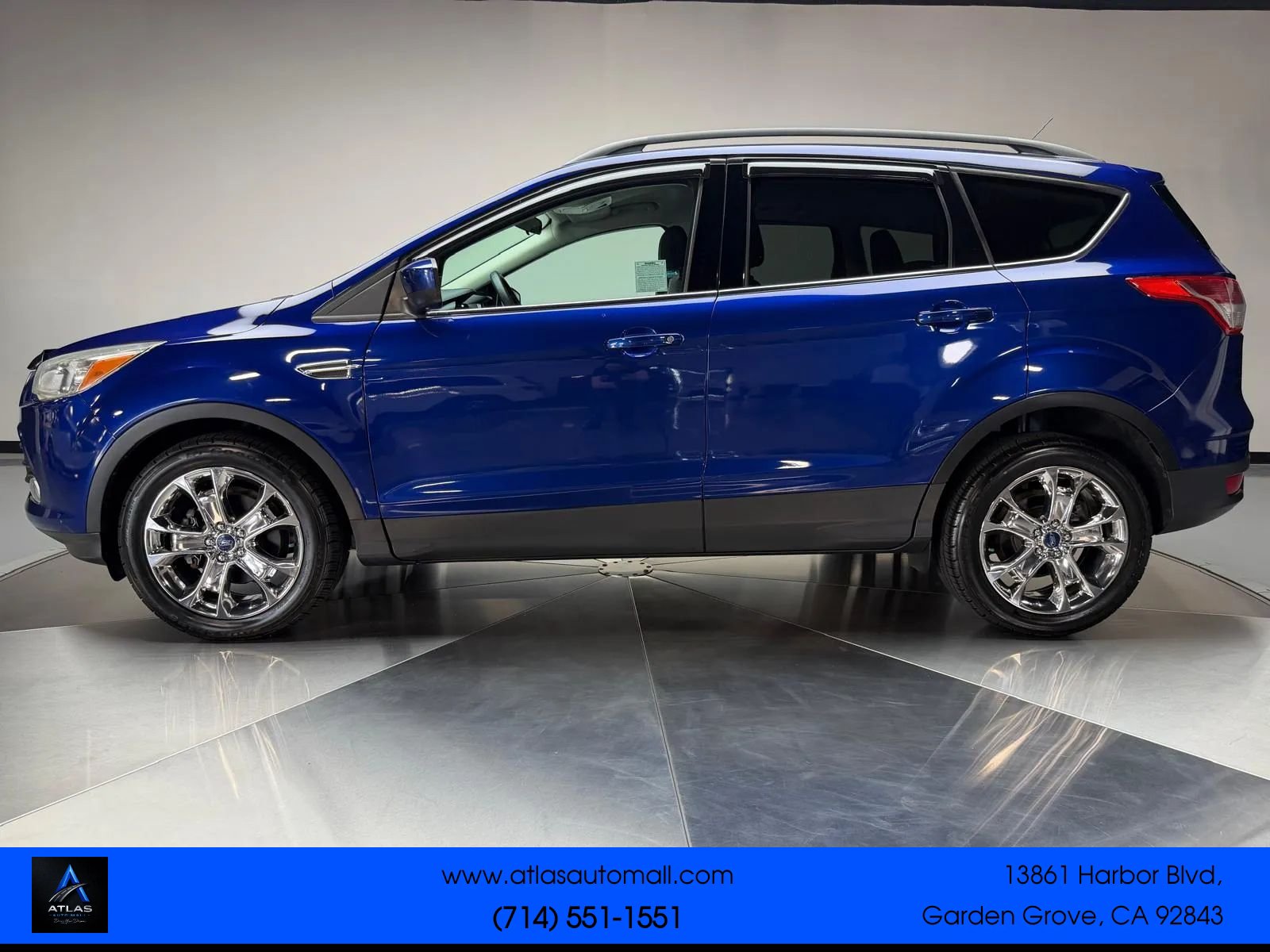 Used 2016 Ford Escape SE w/ Equipment Group 201A FWD image 4