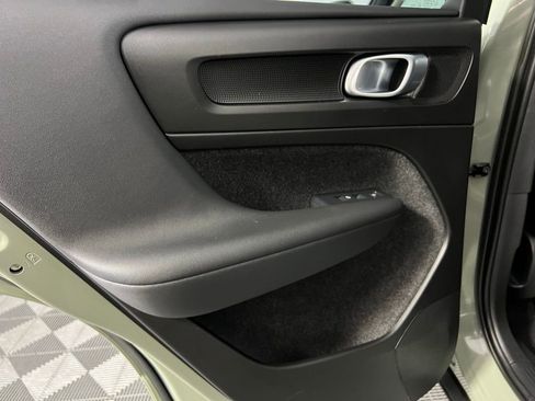 Used 2023 Volvo XC40 B5 Plus w/ Driver Assist Package image 28