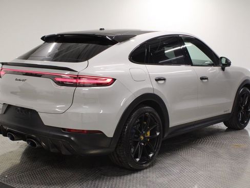 Certified 2023 Porsche Cayenne Turbo GT AWD/4WD image 7
