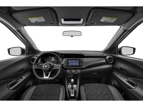 Used 2019 Nissan Kicks S FWD image 7