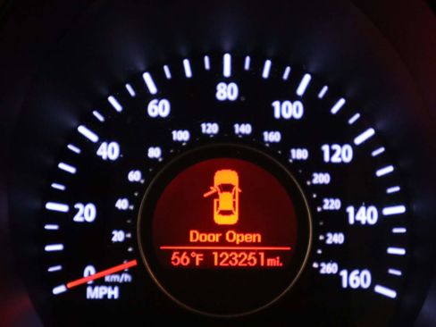 Used 2013 Kia Optima LX image 5