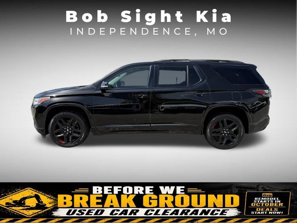 Used 2020 Chevrolet Traverse Premier w/ Redline Edition FWD image 6