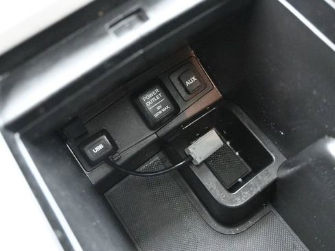 Used 2012 Honda CR-V EX-L image 17