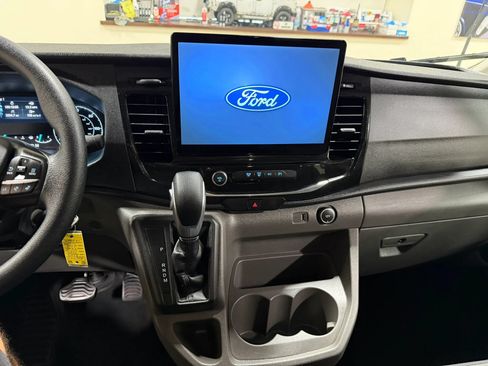 Used 2023 Ford Transit 350 XLT RWD image 44