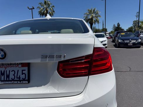 Used 2014 BMW 328i Sedan RWD image 24