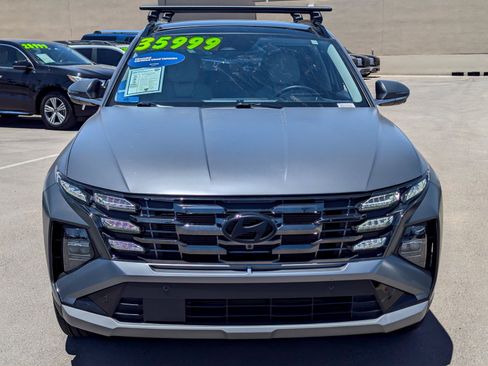 Used 2025 Hyundai Tucson Limited AWD/4WD image 6