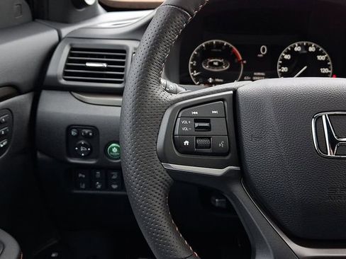 Used 2025 Honda Ridgeline TrailSport+ image 22