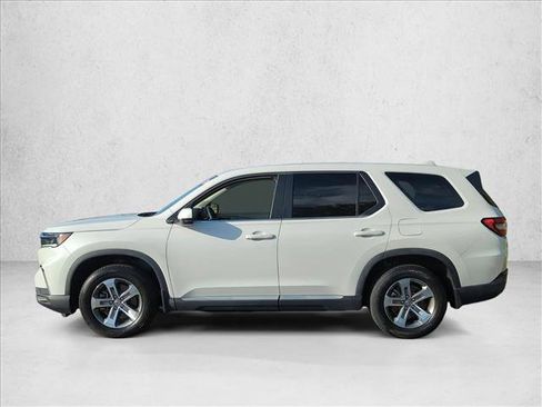 Certified 2024 Honda Pilot EX-L image 9