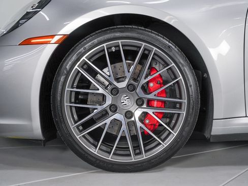 Used 2023 Porsche 911 Carrera 4S AWD/4WD image 17