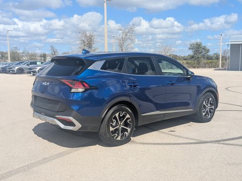 Certified 2023 Kia Sportage EX image 5