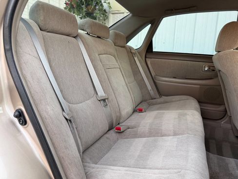 Used 2001 Toyota Avalon XL image 14