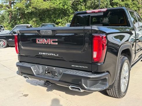 Used 2021 GMC Sierra 1500 Denali w/ Denali Ultimate Package AWD/4WD image 7
