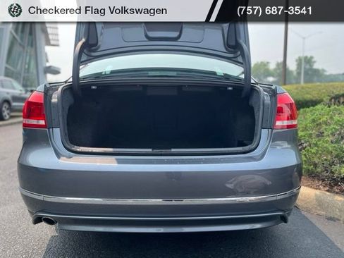 Used 2015 Volkswagen Passat TDI SEL Premium FWD image 35