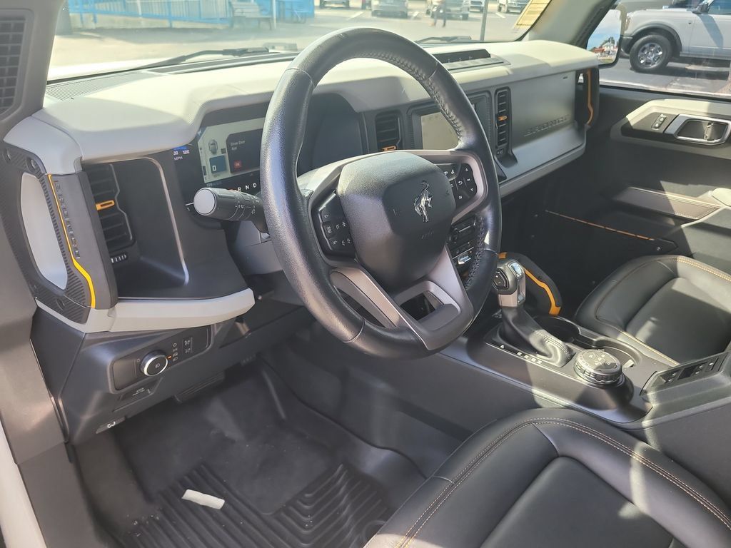 Used 2022 Ford Bronco Badlands AWD/4WD image 15