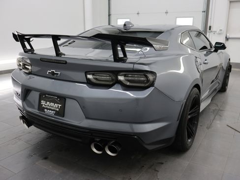 Used 2021 Chevrolet Camaro ZL1 RWD image 5