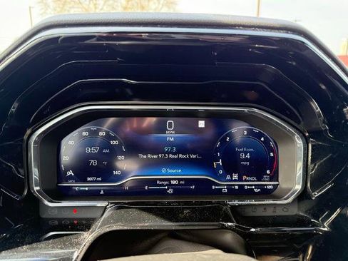 Used 2024 Chevrolet Silverado 3500 High Country w/ High Country Premium Package AWD/4WD image 27