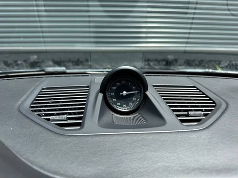Certified 2024 Porsche 911 Carrera RWD image 28