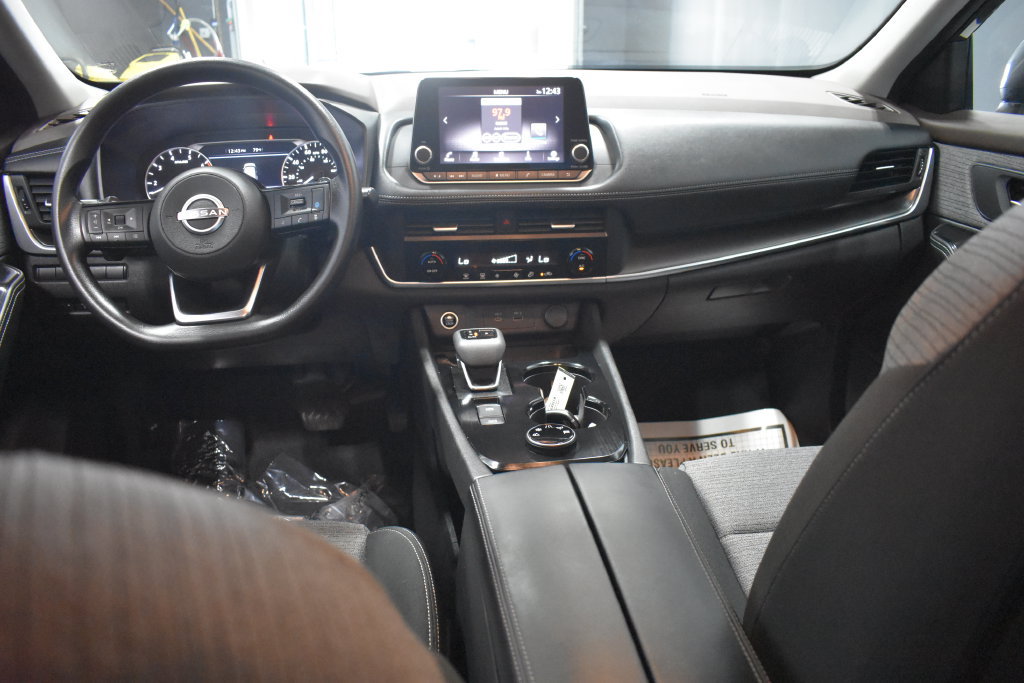 Certified 2023 Nissan Rogue SV AWD/4WD image 13