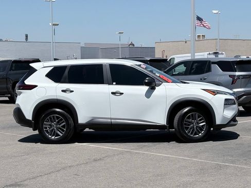 Used 2023 Nissan Rogue S FWD image 4