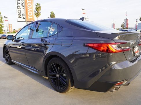 Certified 2025 Toyota Camry SE image 5