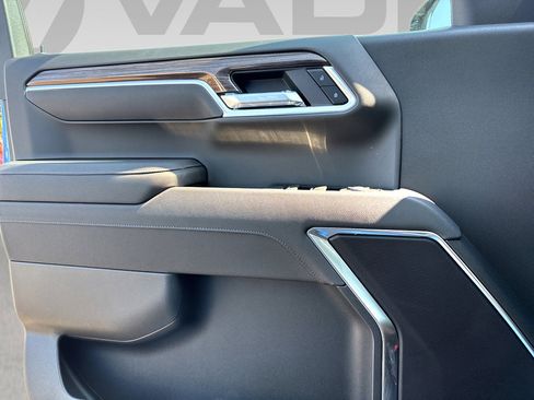 New 2025 Chevrolet Silverado 1500 LT AWD/4WD image 13