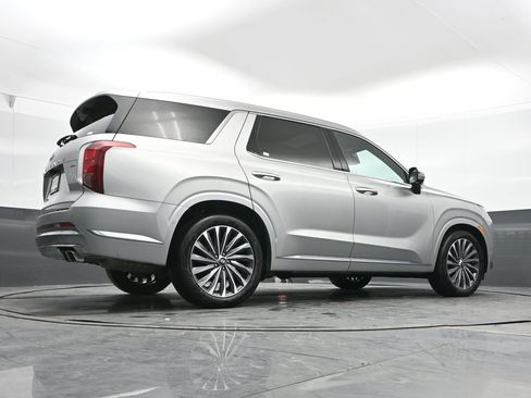Used 2024 Hyundai Palisade Calligraphy image 46