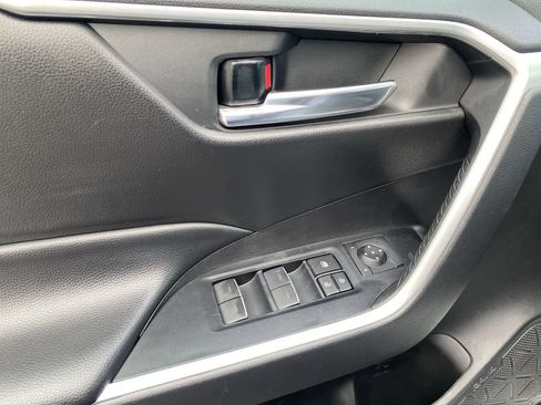 Used 2024 Toyota RAV4 XLE image 21