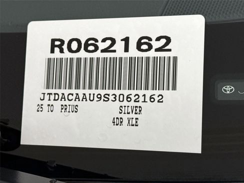 Certified 2025 Toyota Prius XLE FWD image 44